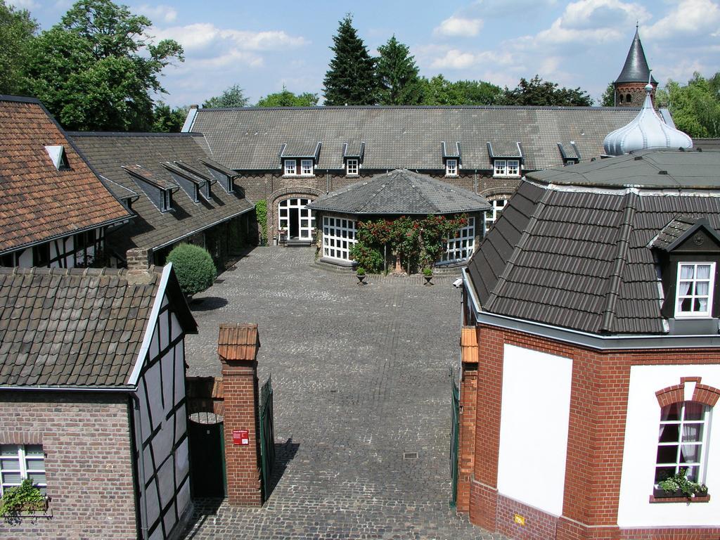 Falderhof Кьолн Екстериор снимка