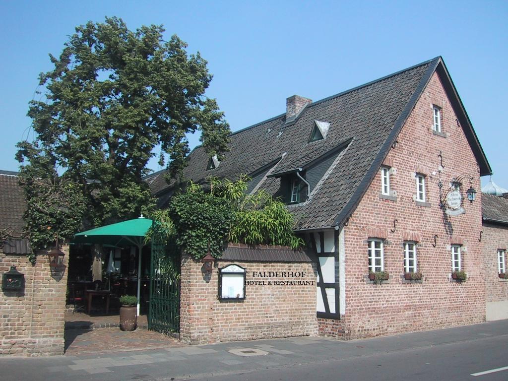 Falderhof Кьолн Екстериор снимка